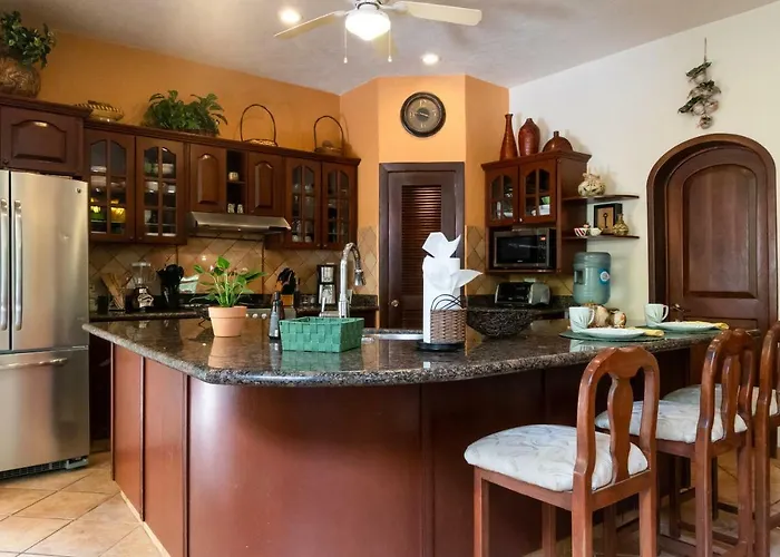 Casa Cascada - 3 Bdrm House For 6, Close To The * Playa del Carmen