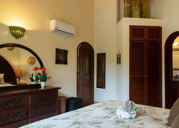 Casa Cascada - 3 Bdrm House For 6, Close To The * Playa del Carmen